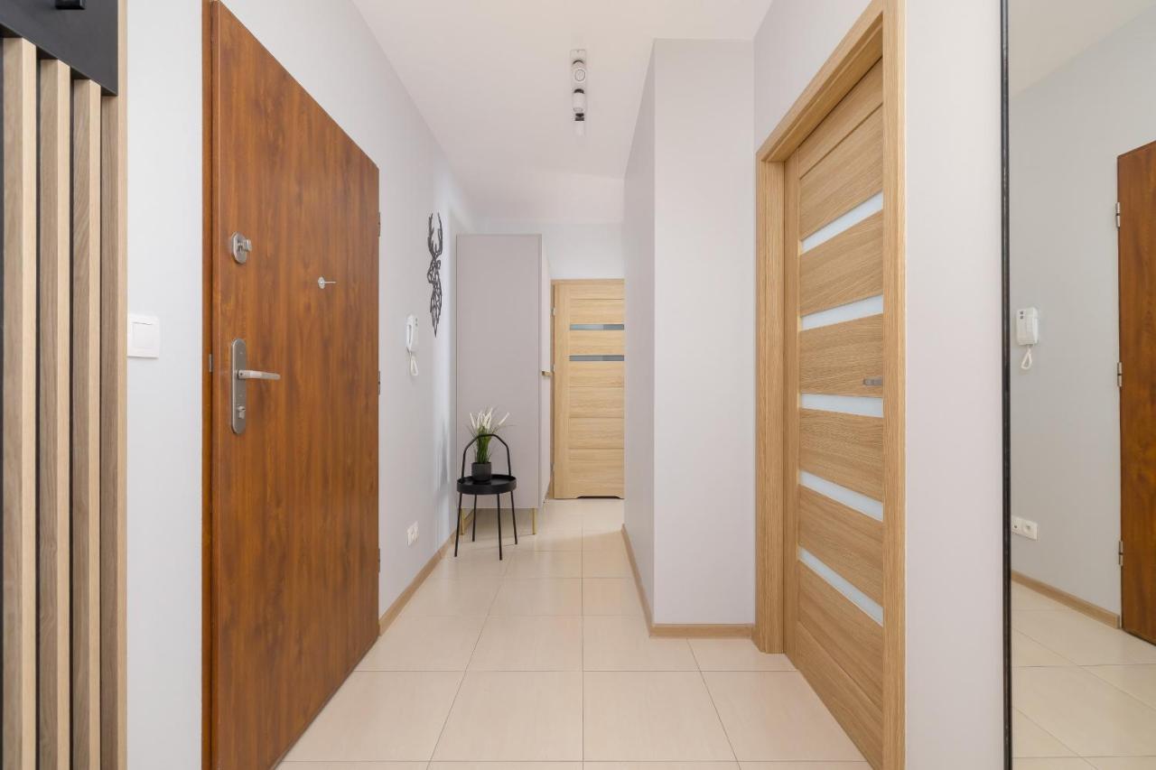 Osiedle Avia Harmonious Apartment With Balcony & Parking Cracow By Renters Prestige Krakov Exteriér fotografie