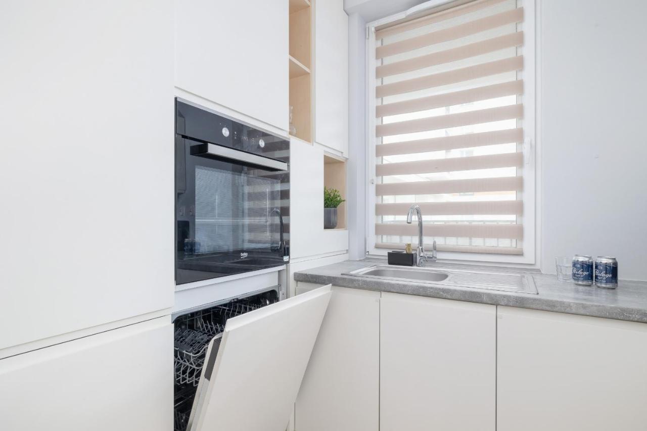Osiedle Avia Harmonious Apartment With Balcony & Parking Cracow By Renters Prestige Krakov Exteriér fotografie